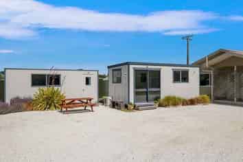 Rare Lifestyle & Income Opportunity – FHGC