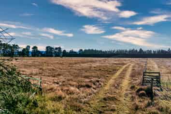 2724 South Eyre Road, West Eyreton