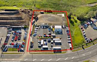 Road Front Yard For Sale - 6,700sqm