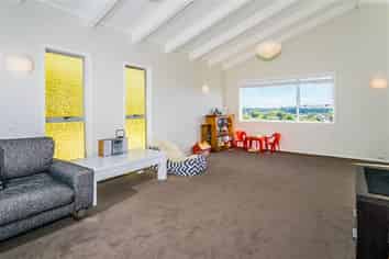 570A Beach Road , Rothesay Bay
