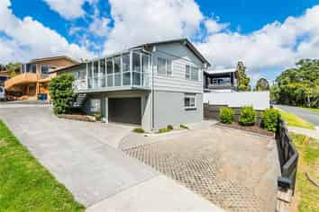 570A Beach Road , Rothesay Bay
