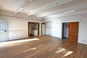 90M² ALBANY STUDIO FOR LEASE
