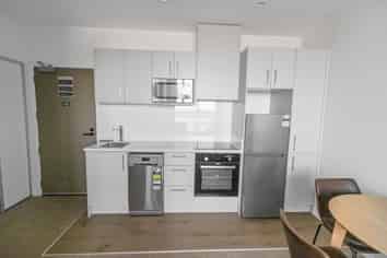 809/770 Great South Road, Manukau