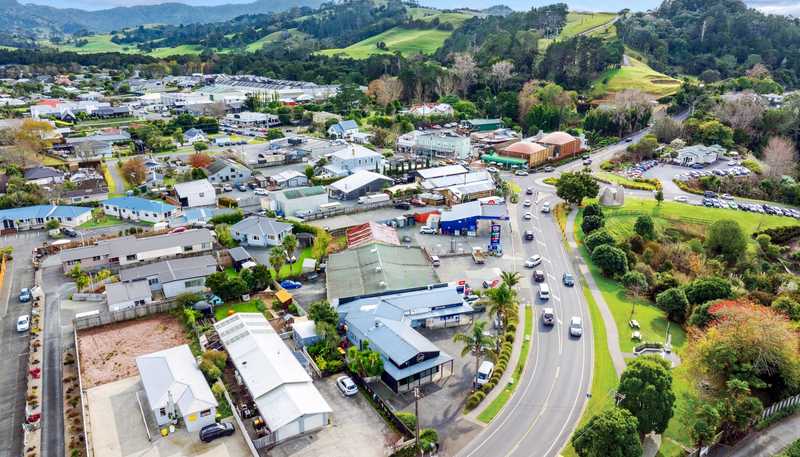 989 Matakana Road, Matakana