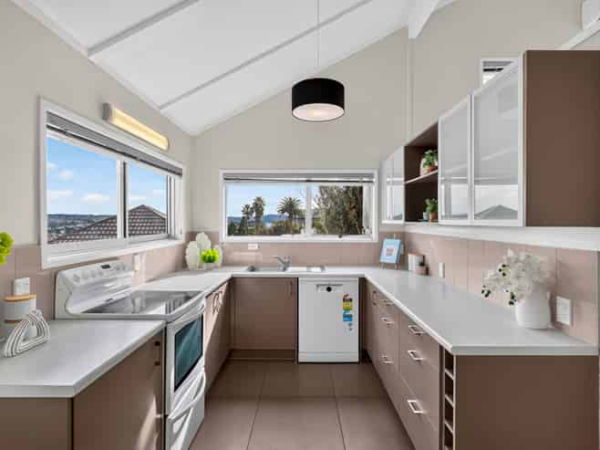 43a Marellen Drive, Red Beach