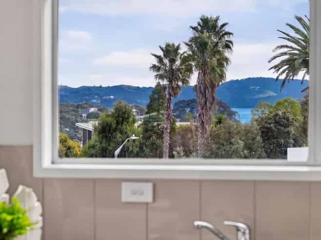 43a Marellen Drive, Red Beach