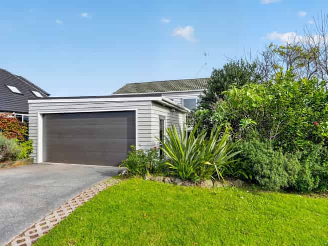 43a Marellen Drive, Red Beach