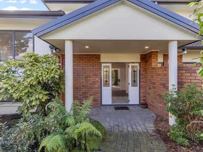 7 Sheriff Place, Riverlea