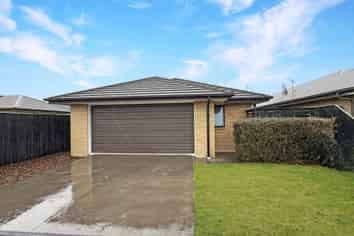 61 Charlbury Dr, Rolleston