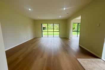 421A Duck Creek Road, Stillwater