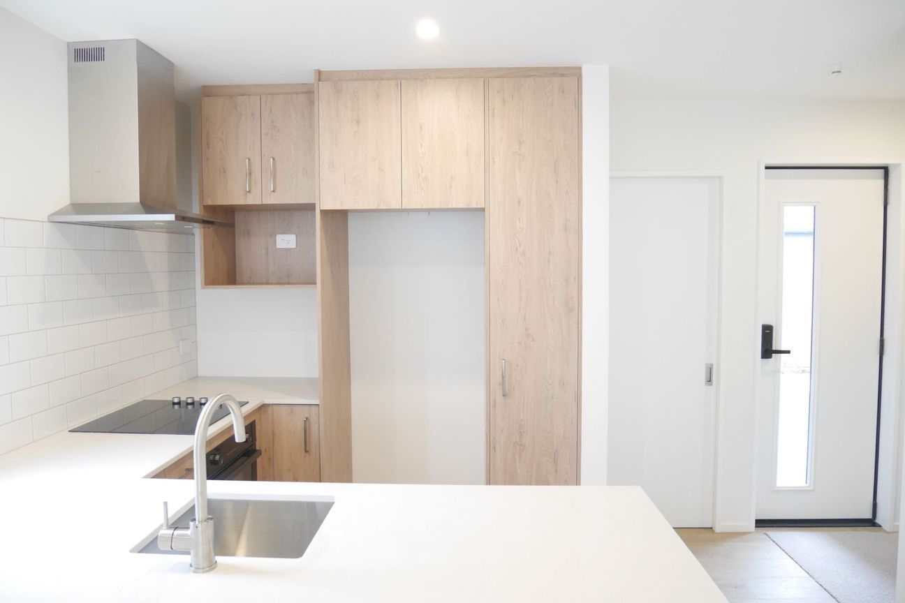 EDGEWARE - SHORT TERM LEASE, 2 BEDROOMS, 1 BATHROOM, HEATPUMP, SINGLE INTERNAL ACCESS GARAGE – pohled 6
