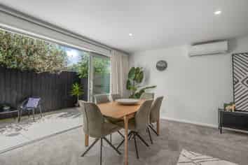 10 Lucern Lane, Petone