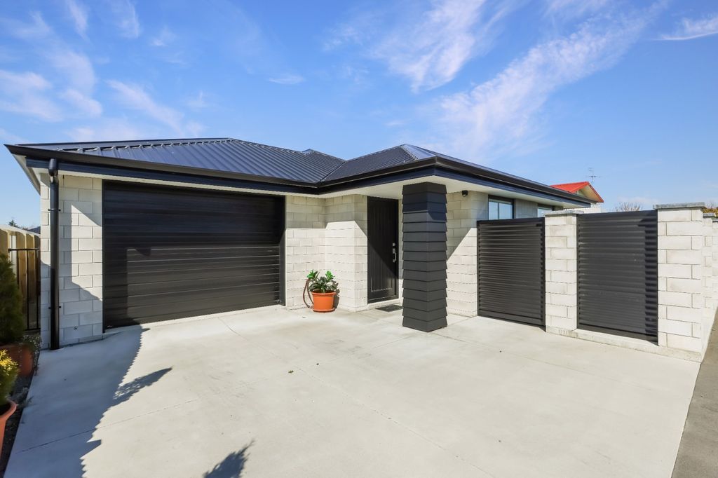 Modern Three Bedroom Townhouse 1