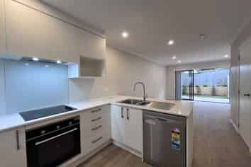 11/125B Metcalfe Road, Ranui