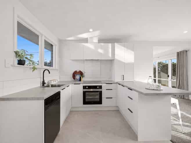 18 Compton Street, Woolston
