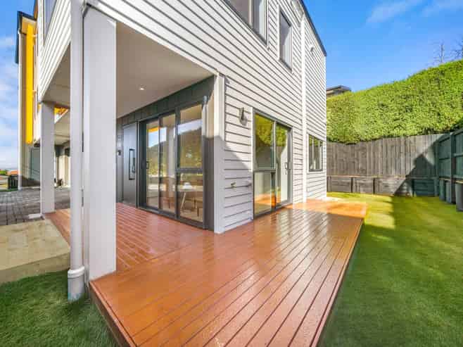 Lot 2/832 East Coast Road, Oteha