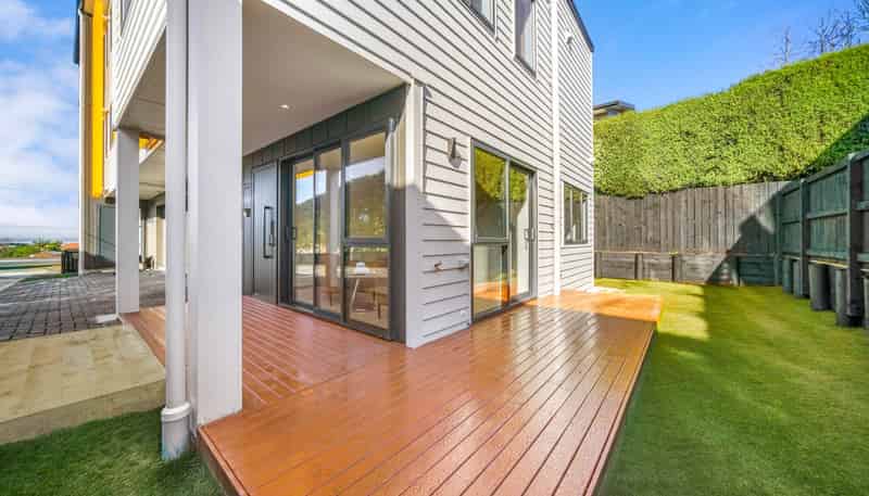 Lot 2/832 East Coast Road, Oteha
