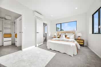 Lot 2/832 East Coast Road, Oteha