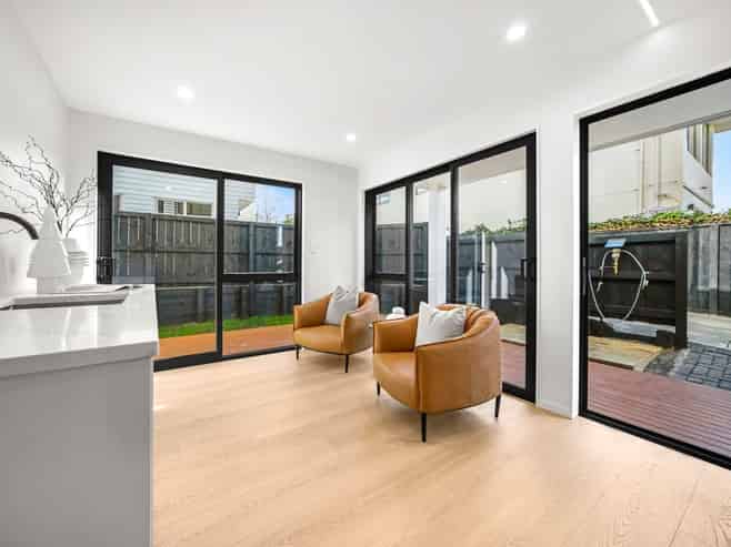 Lot 2/832 East Coast Road, Oteha