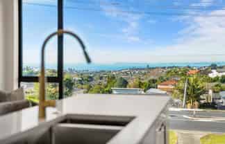 Lot 2/832 East Coast Road, Oteha