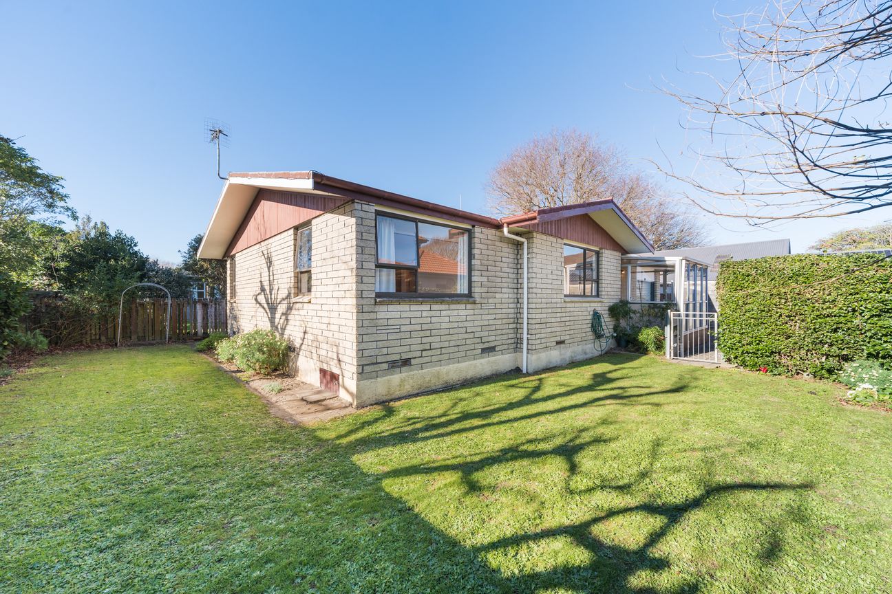 Brick, Freehold & Brilliantly Located – pohled 4