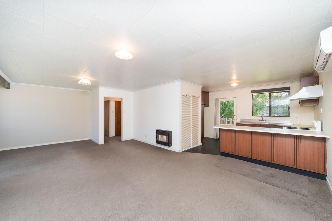 Brick, Freehold & Brilliantly Located – pohled 2