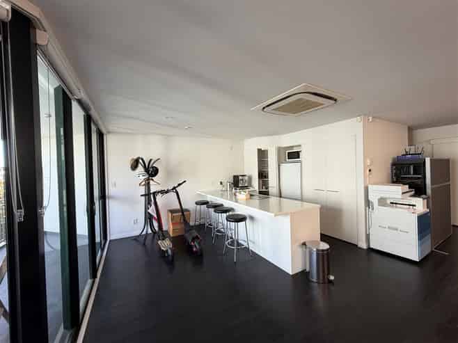Christchurch CBD Office | 120sqm | Two Car Parks