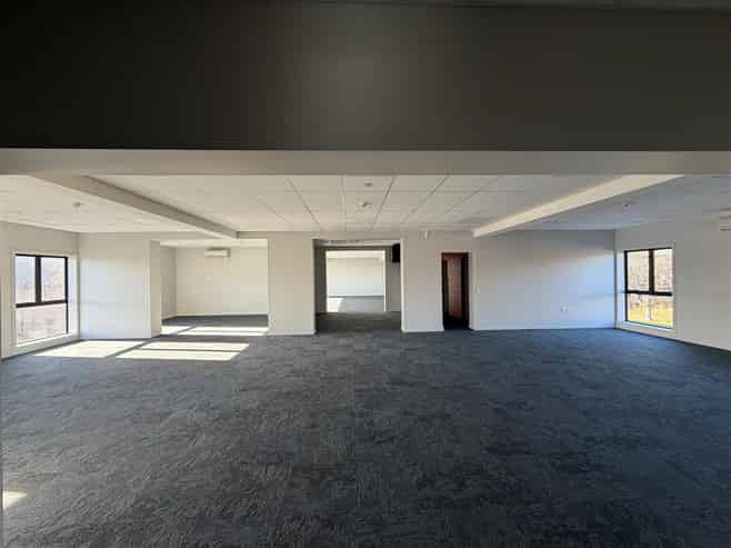 Modern CBD Office | 8 Car Parks