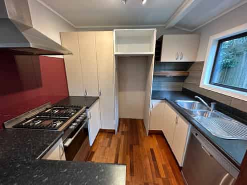 6A Nielsen Place, Massey