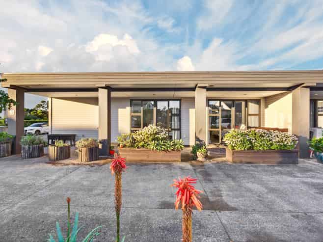 3/176 Mcleod Road, Te Atatu South