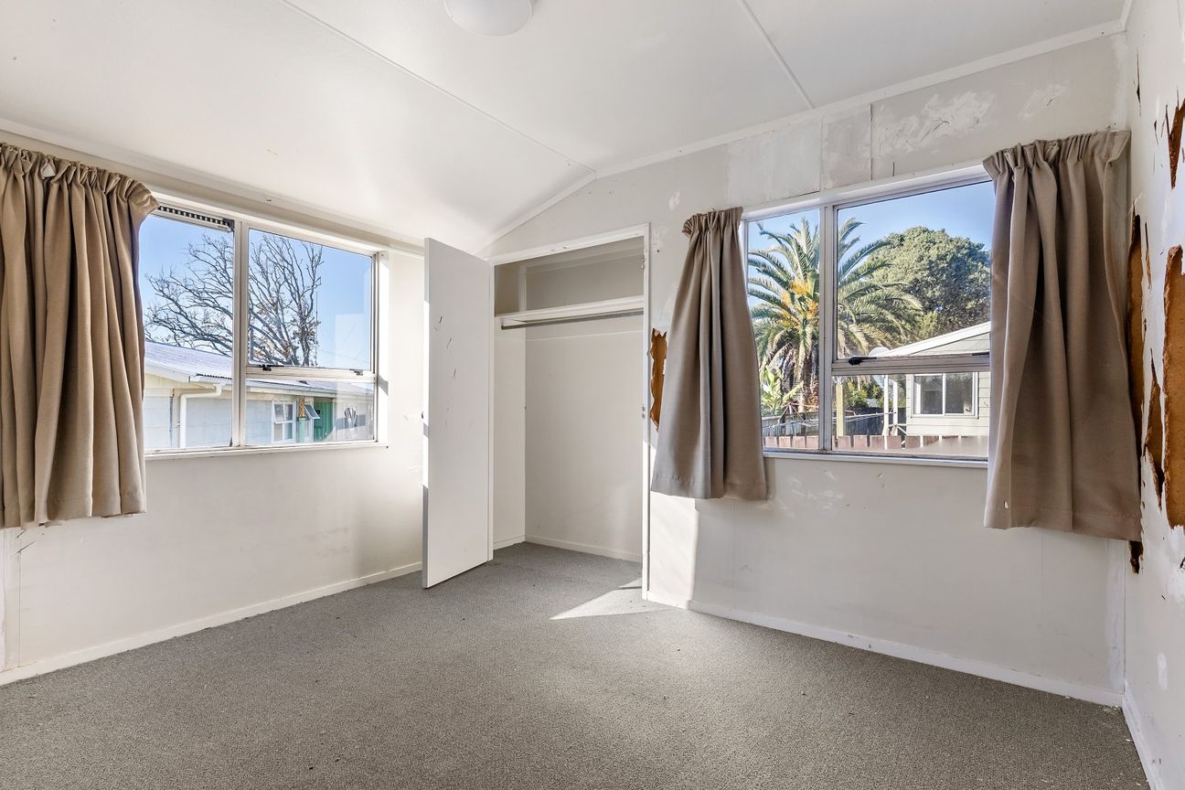 Must sell – affordable opportunity with potential! – pohled 6