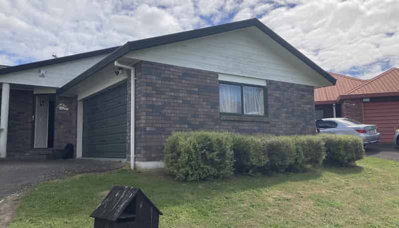 17 Hastings Place, Hamilton Lake