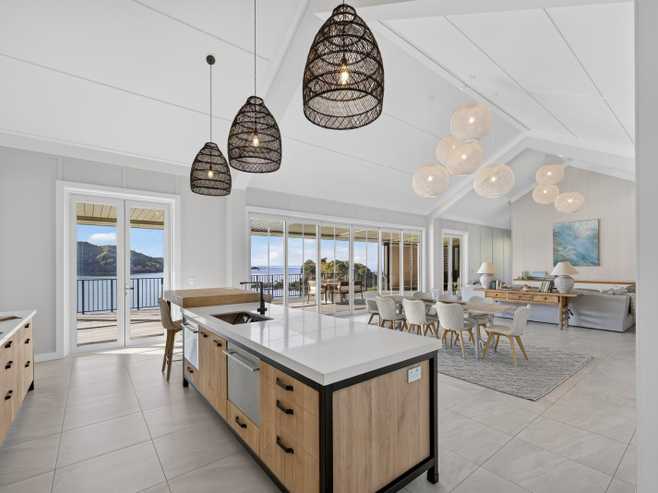 42F Mahinepua Road, Kaeo