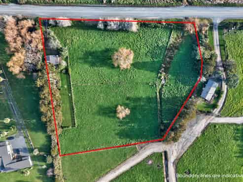 691 School Road, Tomarata