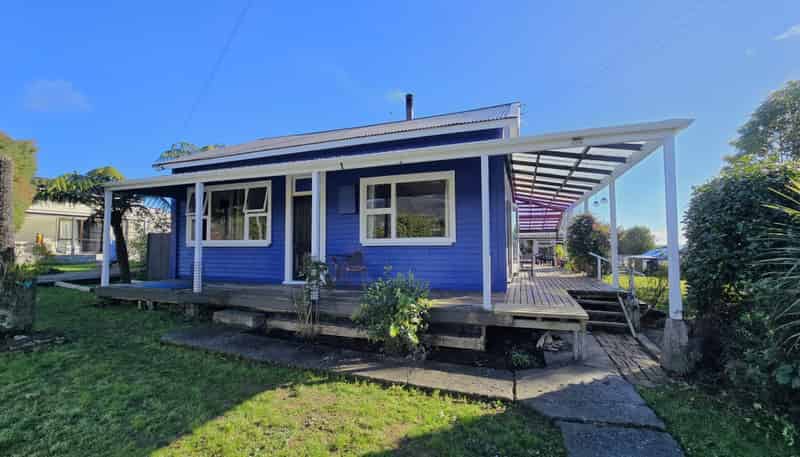 39 Sale Street, Ross
