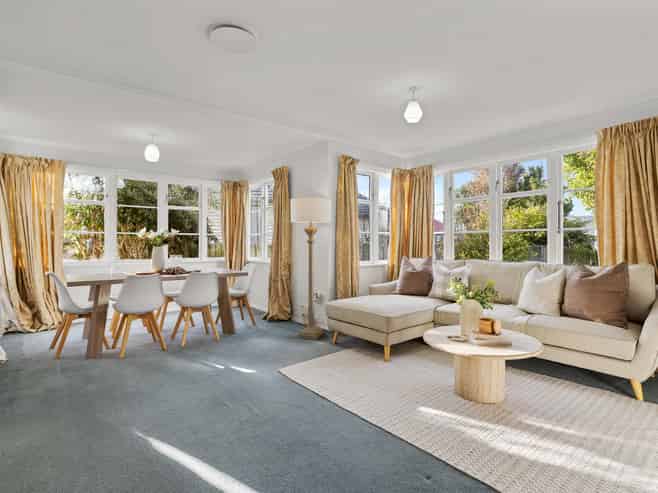 15 Denvir Street, Strowan