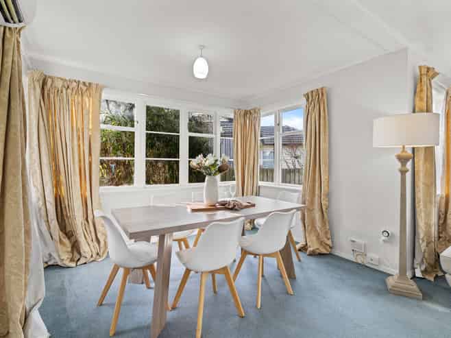 15 Denvir Street, Strowan