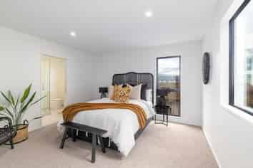 4/128 Bishop Street, Saint Albans