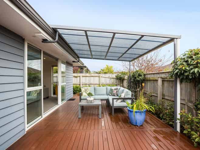 8 Paioke Street, Waikanae