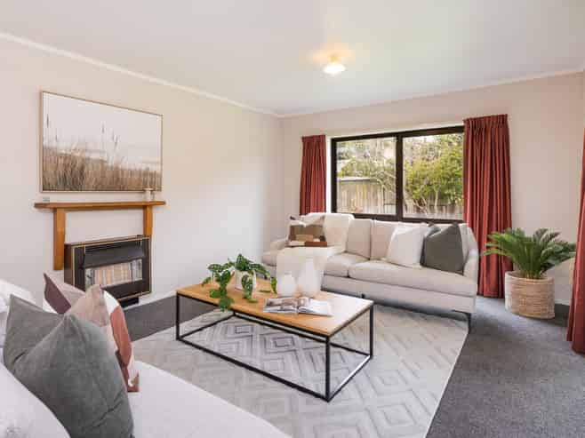 57 Clarke Avenue, Highbury