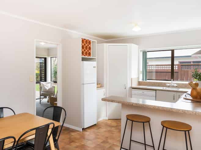 57 Clarke Avenue, Highbury