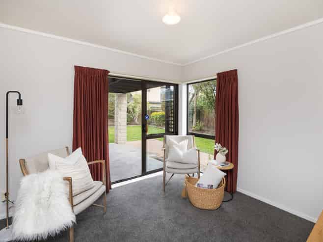 57 Clarke Avenue, Highbury