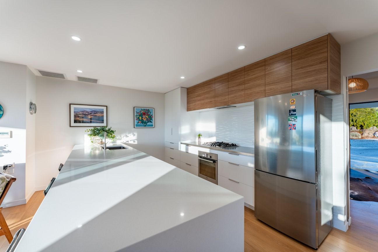 Breathtaking Views, Premium Lifestyle Location - Vista 4