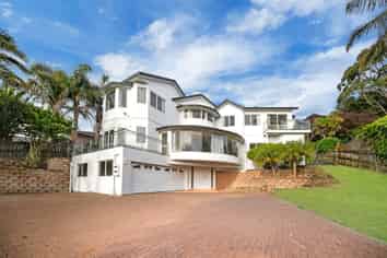 13 San Martin Place, Goodwood Heights