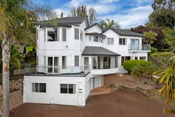 13 San Martin Place, Goodwood Heights