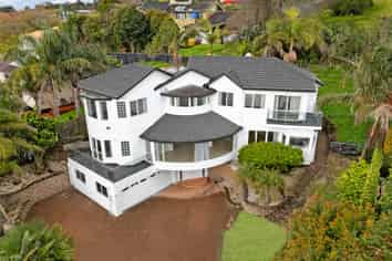 13 San Martin Place, Goodwood Heights
