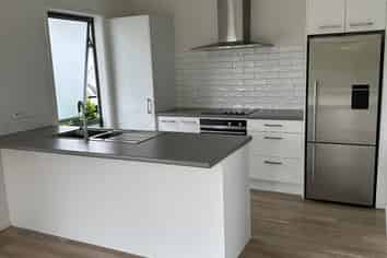 3A Riverhead Point Drive, Riverhead