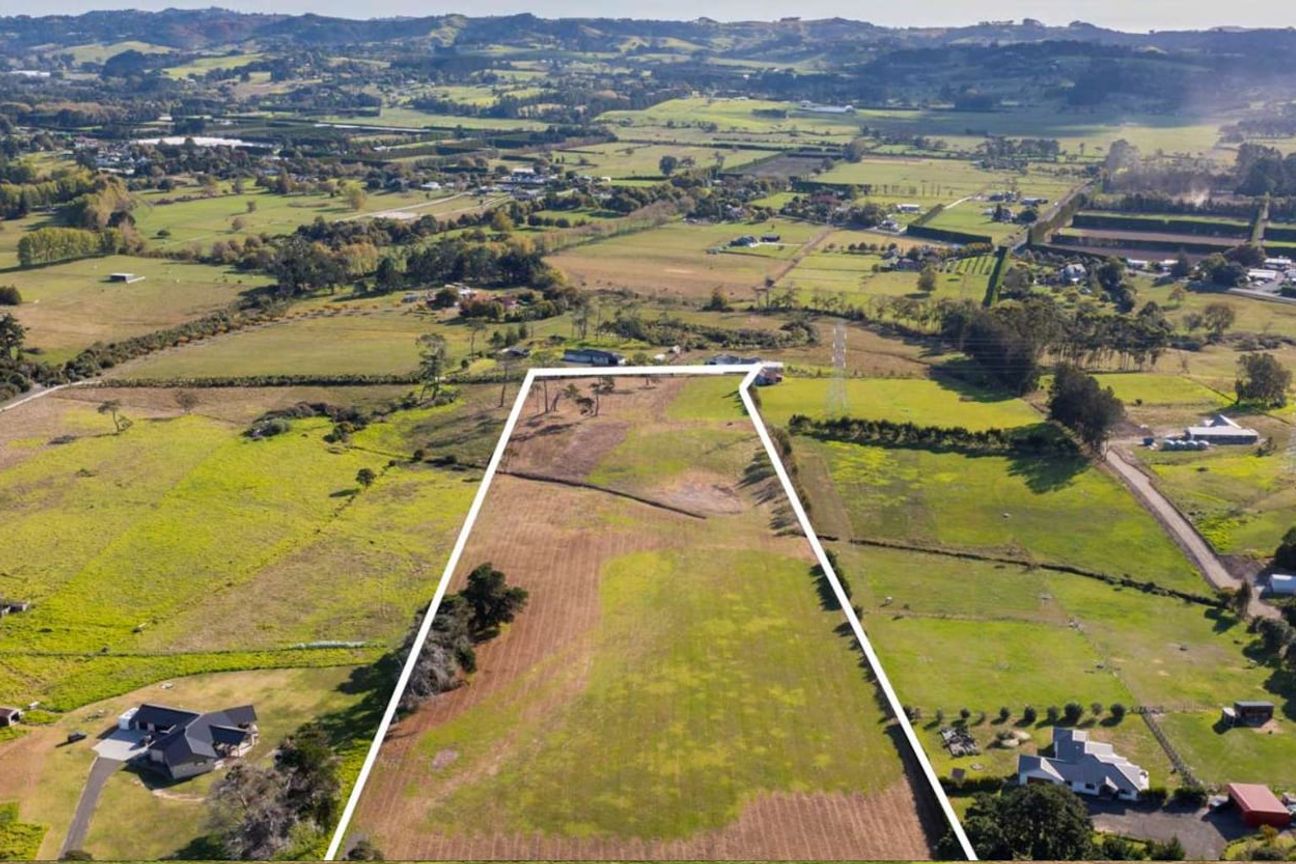 4.08ha Prime Bare Land Zoned for Countryside Living! – pohled 5