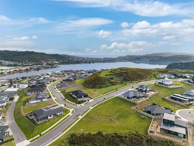 190 John Burke Drive, Aotea