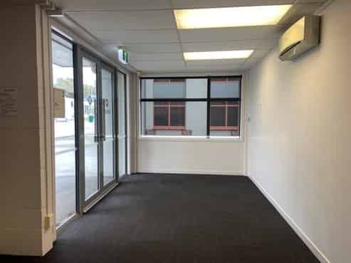 Professional Offices with 8 Carparks